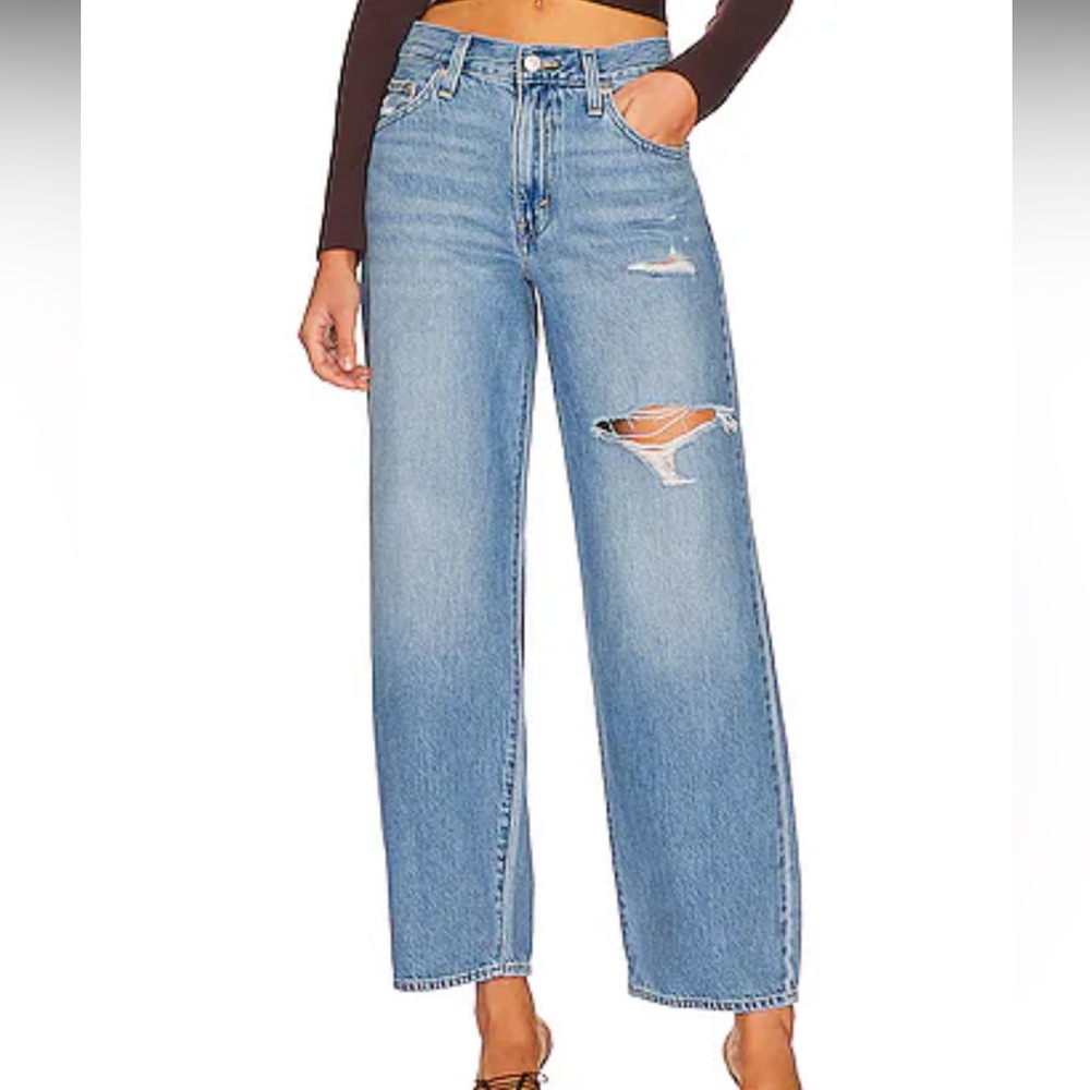 LEVI’S - baggy dad